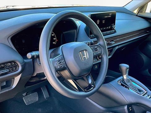 Certified 2024 Honda HR-V LX image 12