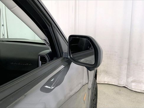 Used 2025 Ford Bronco Sport Badlands image 11