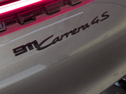 Certified 2024 Porsche 911 Carrera 4S AWD/4WD image 17