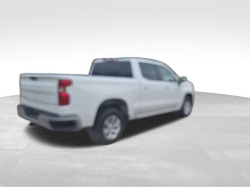 Used 2025 Chevrolet Silverado 1500 LT image 11