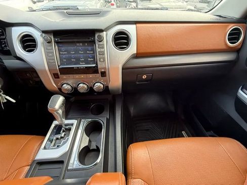 Used 2018 Toyota Tundra SR5 w/ SR5 Upgrade Package image 20