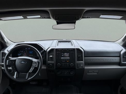 Used 2020 Ford F250 XL w/ STX Appearance Package image 13