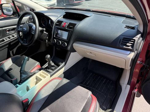 Used 2014 Subaru Crosstrek 2.0i Premium AWD/4WD image 25