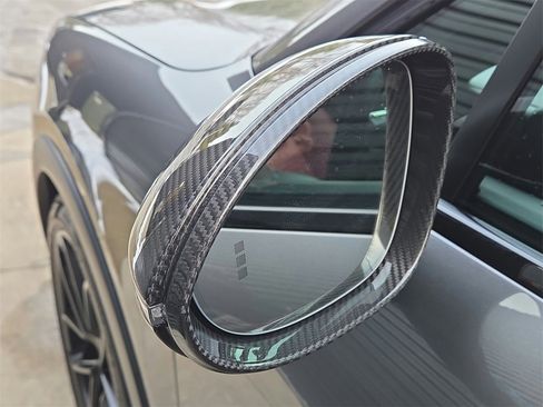 Used 2024 Porsche Cayenne Turbo GT image 28