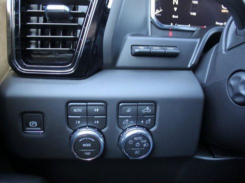 New 2026 GMC Sierra 1500 AT4X image 14