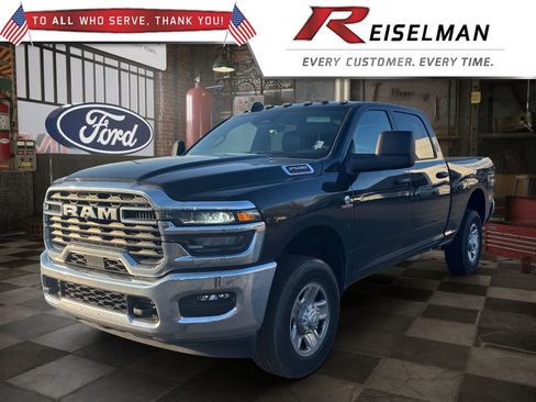 Used 2025 RAM 2500 Tradesman w/ Chrome Appearance Group AWD/4WD image 1