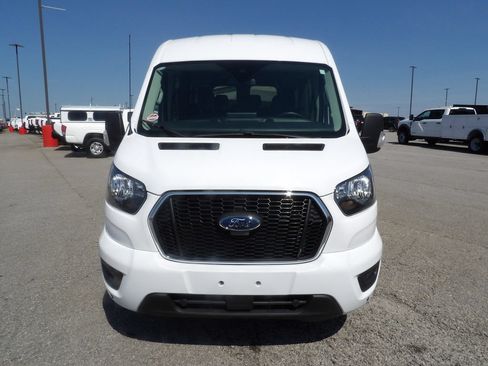 Used 2024 Ford Transit 350 XLT RWD image 12