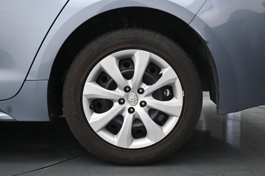 Used 2023 Toyota Corolla LE FWD image 14