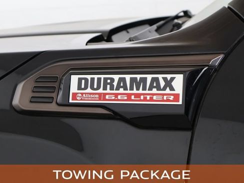 Used 2025 GMC Sierra 2500 AT4X AWD/4WD image 14