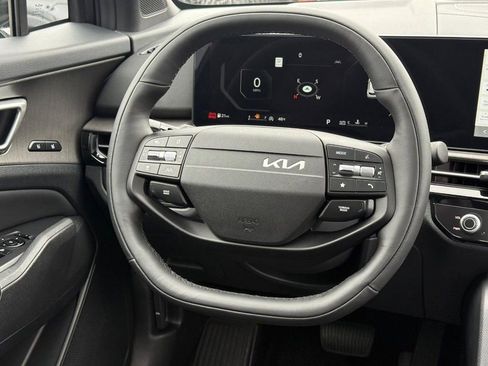 New 2026 Kia Sportage X-Line w/ X-Line Technology Package AWD/4WD image 9