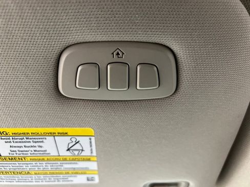 Used 2024 Ford Expedition Limited image 76