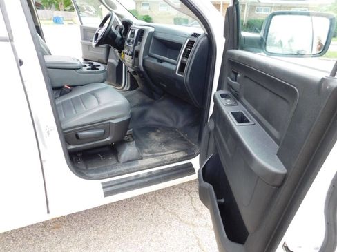 Used 2015 RAM 1500 Tradesman image 12
