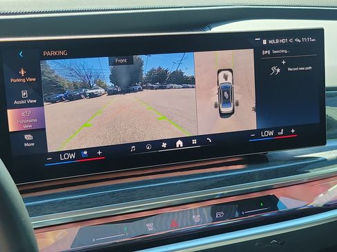 Used 2023 BMW 760i xDrive AWD/4WD image 13