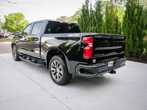 Used 2024 Chevrolet Silverado 1500 RST AWD/4WD image 8