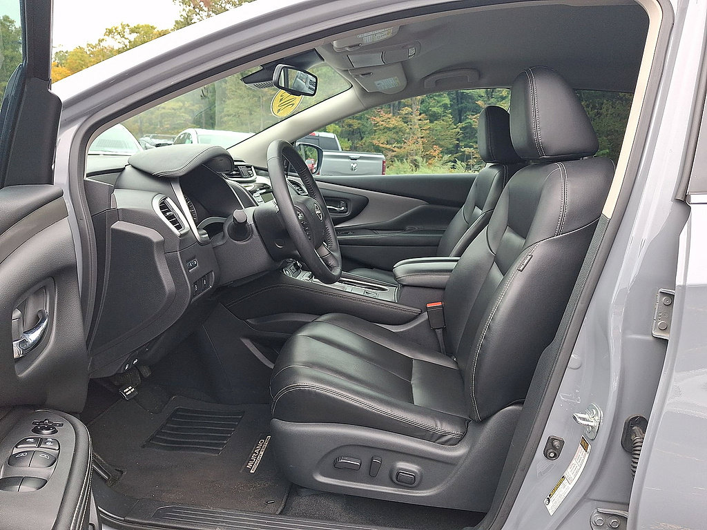 Certified 2023 Nissan Murano SV w/ SV Midnight Edition Package AWD/4WD image 11