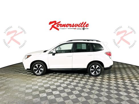 Used 2018 Subaru Forester 2.5i Premium w/ Popular Package #2A image 4