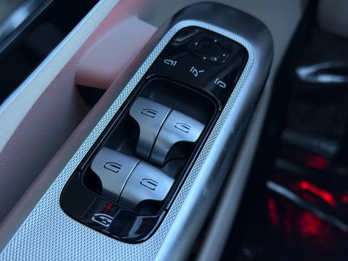 New 2026 Mercedes-Benz GLC 300 GLC 300 image 22