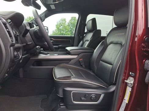 Used 2025 RAM 1500 Laramie AWD/4WD image 13