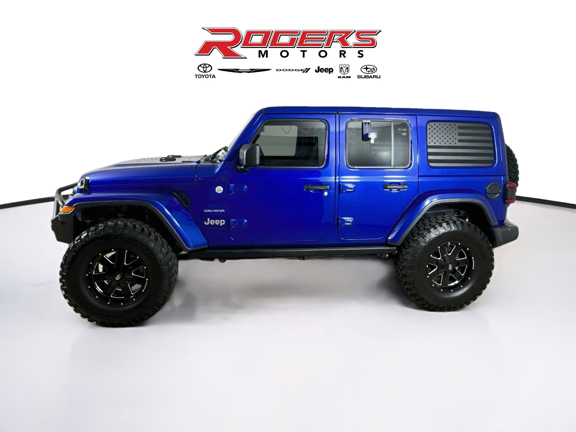 Used 2018 Jeep Wrangler Unlimited Sahara AWD/4WD image 4