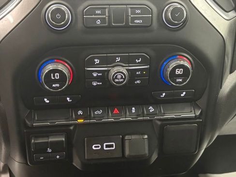 Used 2021 Chevrolet Silverado 1500 RST AWD/4WD image 28