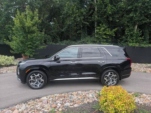 Used 2021 Hyundai Palisade Calligraphy w/ Cargo Package AWD/4WD image 2