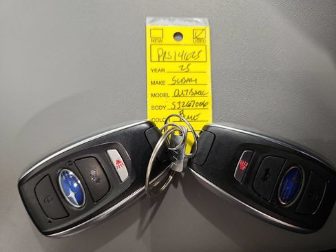 Certified 2025 Subaru Outback Premium AWD/4WD image 31