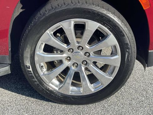 Used 2021 Chevrolet Tahoe Premier w/ Premium Package AWD/4WD image 8