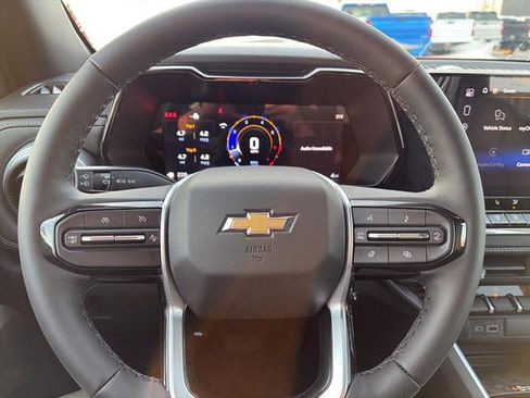 New 2026 Chevrolet Colorado LT w/ LT Convenience Package AWD/4WD image 15