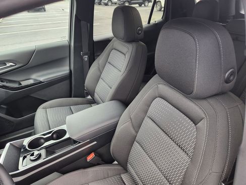 New 2026 Chevrolet Equinox LT image 12