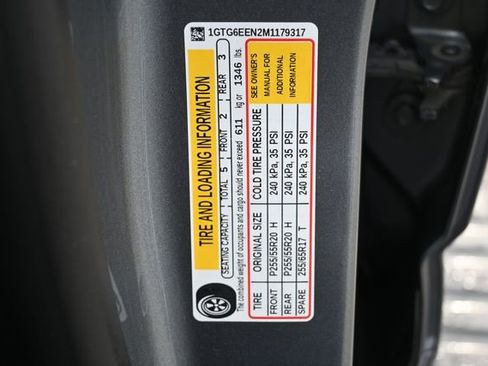 Used 2021 GMC Canyon Denali image 29