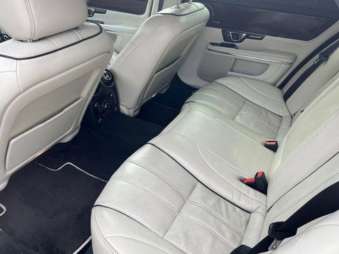 Used 2014 Jaguar XJ L Portfolio image 9