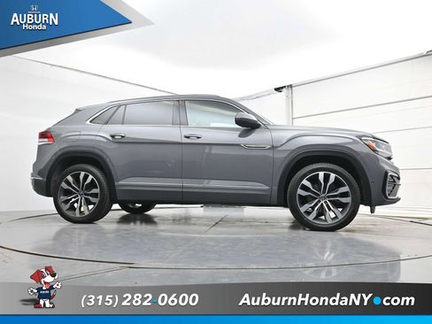 Used 2020 Volkswagen Atlas Cross Sport SEL Premium R-Line AWD/4WD image 28