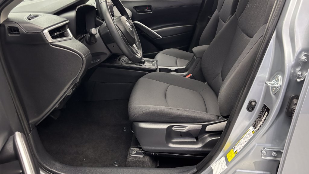 Certified 2026 Toyota Corolla Cross LE FWD image 12