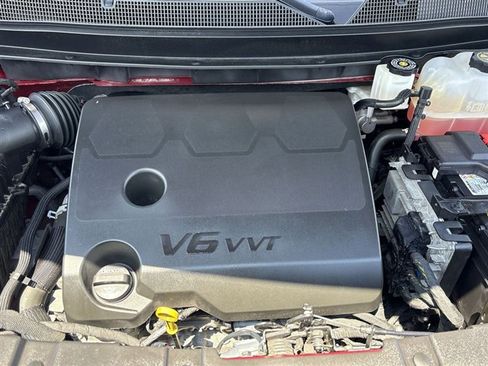 Certified 2024 Chevrolet Traverse RS w/ LPO, Floor Liner Package AWD/4WD image 30