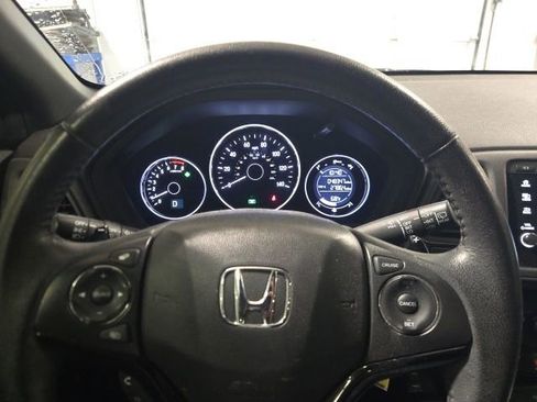 Used 2022 Honda HR-V Sport image 16