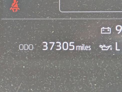 Used 2023 Toyota Tundra Platinum w/ Advanced Package image 32