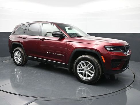 New 2026 Jeep Grand Cherokee Laredo X AWD/4WD image 5