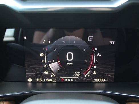 Used 2023 GMC Canyon AT4 w/ Technology Package image 29