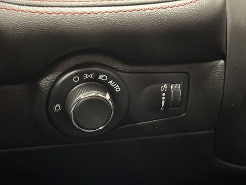 Used 2024 Dodge Durango GT AWD/4WD image 19