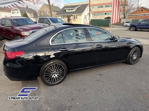 Used 2025 Mercedes-Benz C 300 4MATIC Sedan image 11