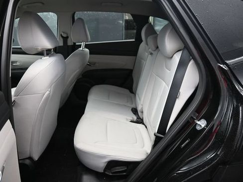 Used 2025 Hyundai Tucson SEL AWD/4WD image 13