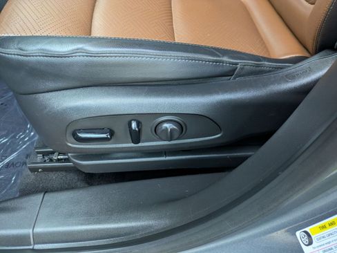 Used 2021 Buick Encore GX Essence w/ Experience Buick Package FWD image 22