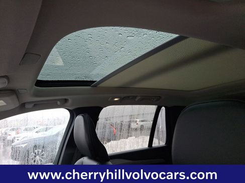 Certified 2023 Volvo XC90 B5 Core image 15