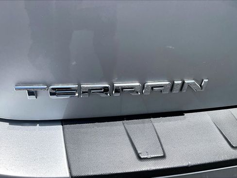 Used 2013 GMC Terrain SLE FWD image 10