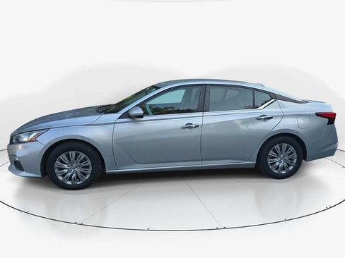 Used 2020 Nissan Altima 2.5 S FWD image 9