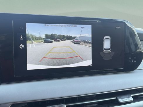 Certified 2025 Hyundai Palisade SEL FWD image 10