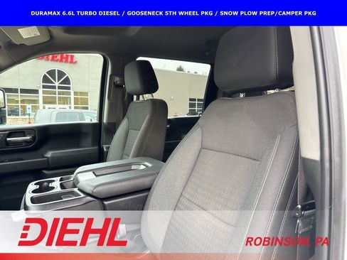 Used 2024 Chevrolet Silverado 2500 Custom w/ Custom Value Package image 20
