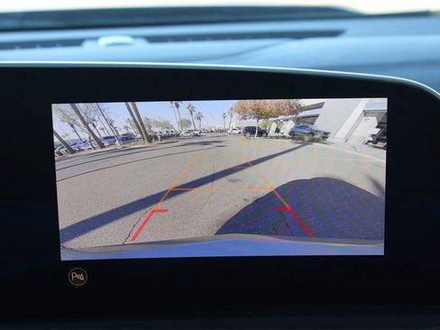 Used 2024 Cadillac XT4 Premium Luxury image 17