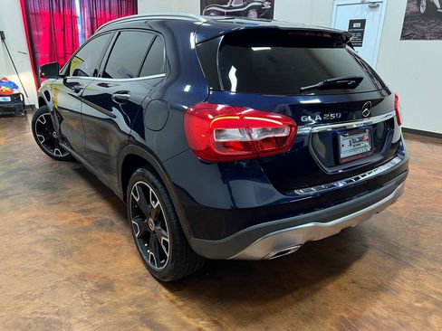 Used 2018 Mercedes-Benz GLA 250 SEDAN image 2