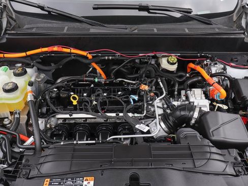 Used 2022 Ford Maverick XL image 17